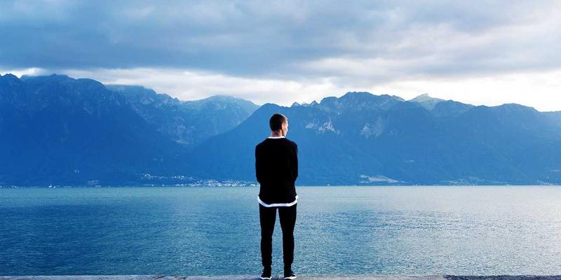 Wi-Fi 7核心技术解析：多链路操作与4096-QAM如何为软件开发与网络应用带来性能飞跃