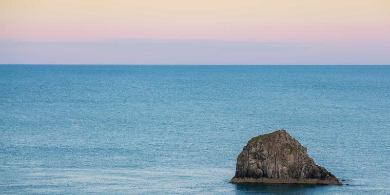 网络切片在5G专网中的关键技术与商业应用场景：一份面向开发者的编程教程与网络技术指南